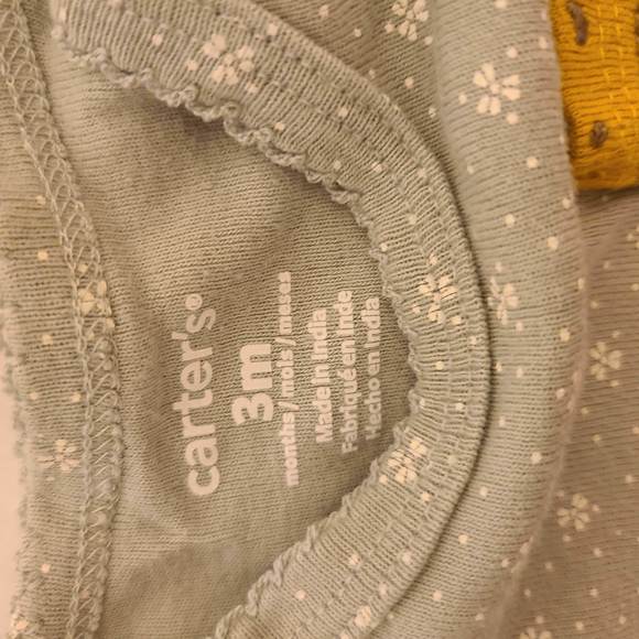 4PC CARTER'S ONESIE BUNDLE - 3M - Picture 8 of 11